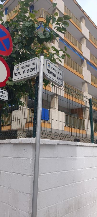 Chez Chantal 3 Chambres Au Centre Touristique De Salou Avec Garage Eksteriør bilde