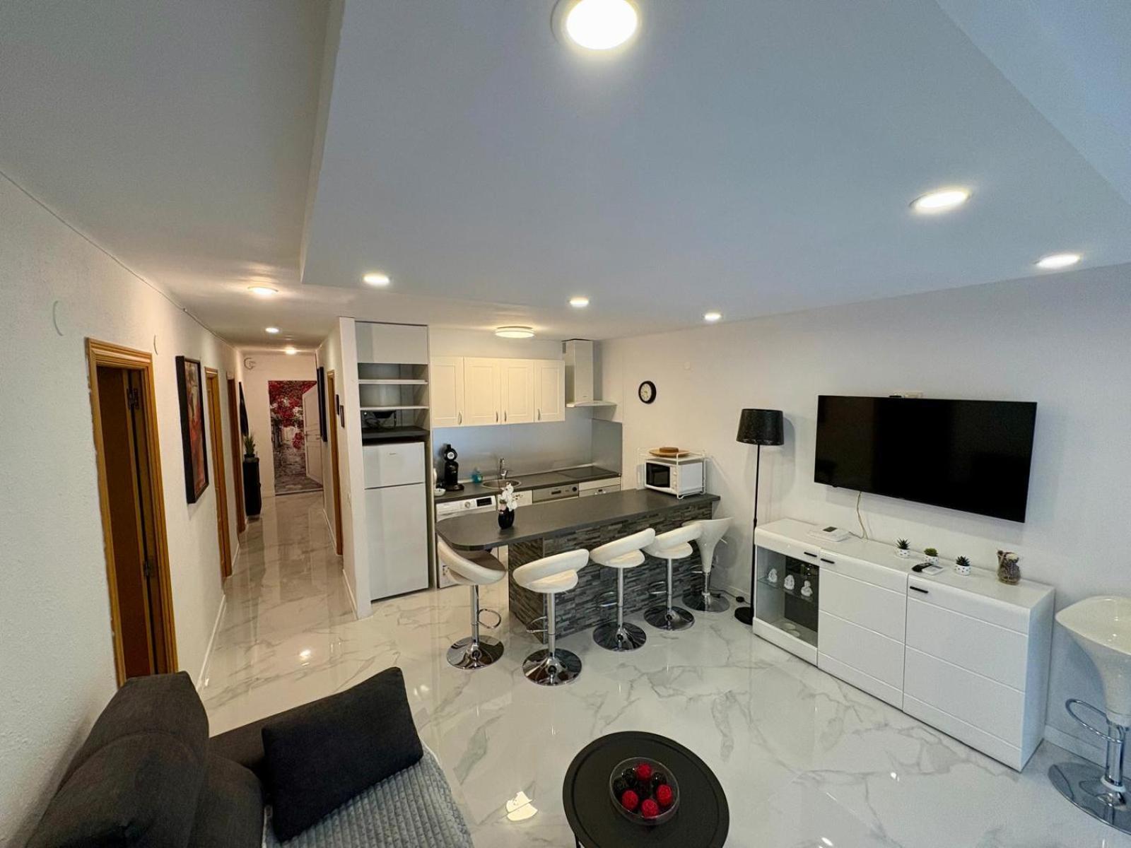Chez Chantal 3 Chambres Au Centre Touristique De Salou Avec Garage Eksteriør bilde